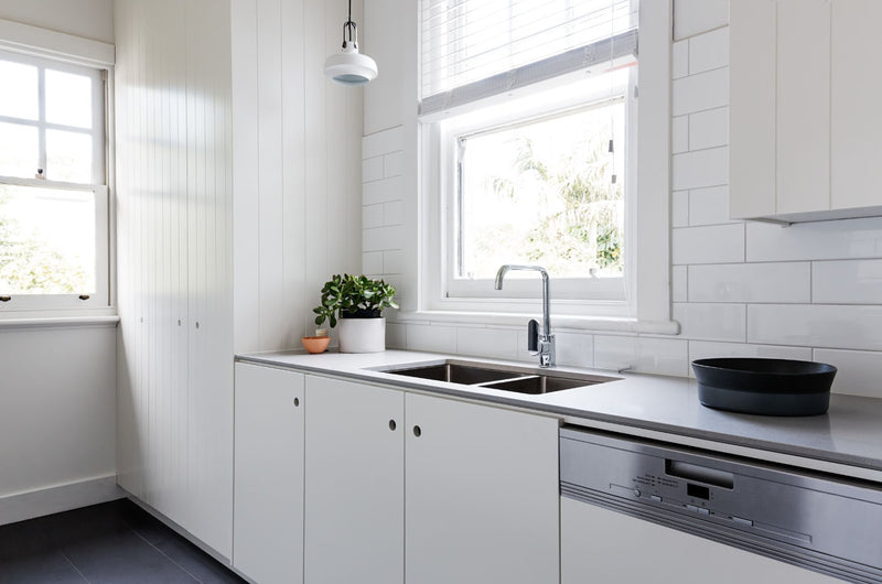 Adelaide kitchen project featuring white melamine faced particle board from local plywood and chipboard supplier, Plyco