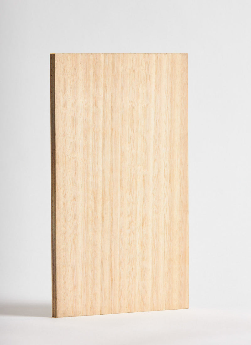 Plyco's Tasmanian Oak Veneer pressed onto an 18mm Birch Plywood Quadro panel on a white background